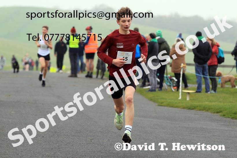 Boys and Girls Under-15s, 2022 Heaton Memorial 10k Road Race, Newcastle Town Moor.  Photo: David T. Hewitson/Sports for All Pics